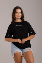 OVERSIZED TODO SE CONVIRTIO EN AMOR - BORDADA EN MANGAS|