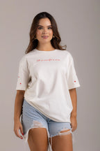 OVERSIZED TODO SE CONVIRTIO EN AMOR - BORDADA EN MANGAS|