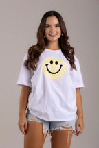 OVERSIZED  CARA FELIZ APLIQUE PELUDO