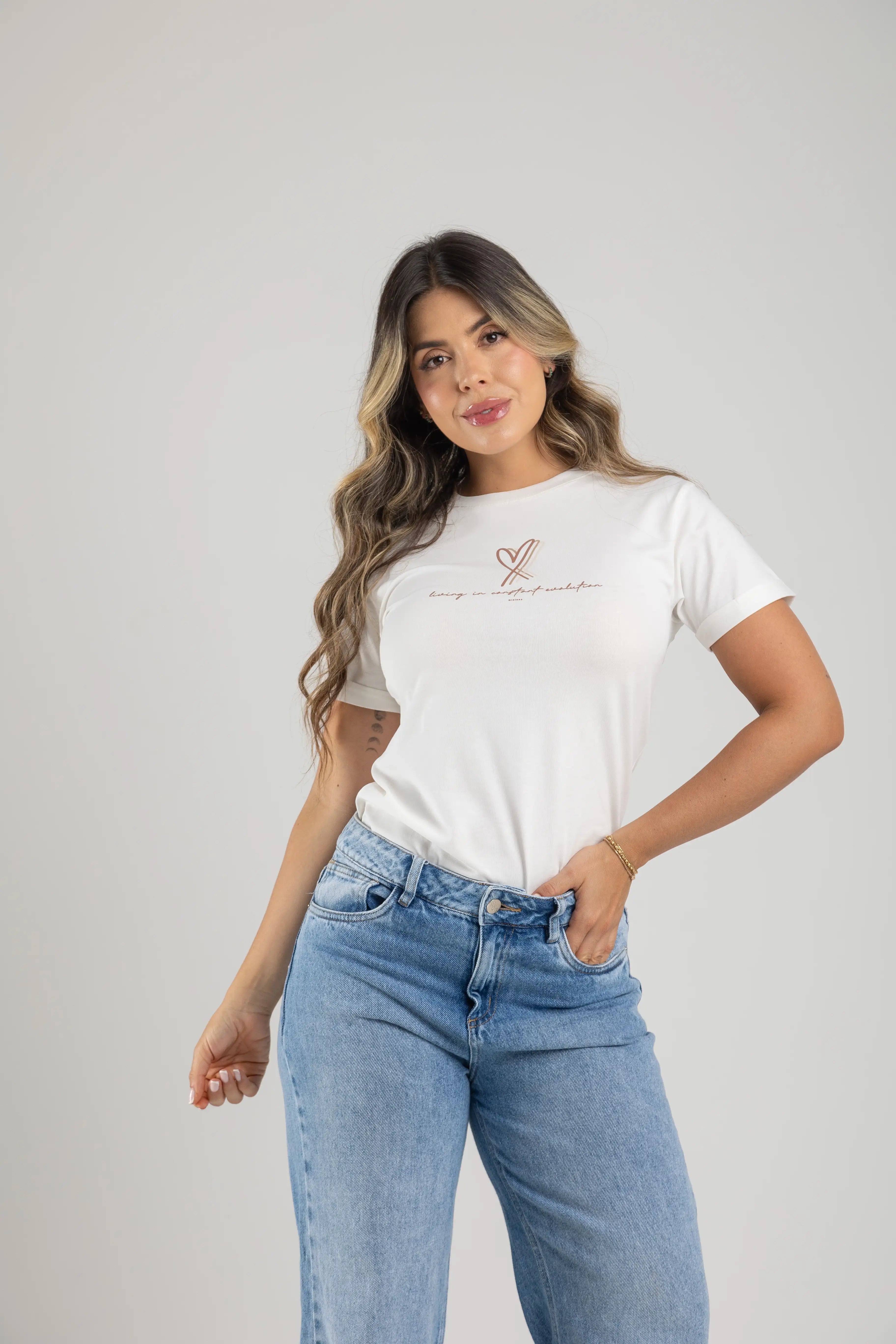 CAMISETA TRIPLE CORAZÓN