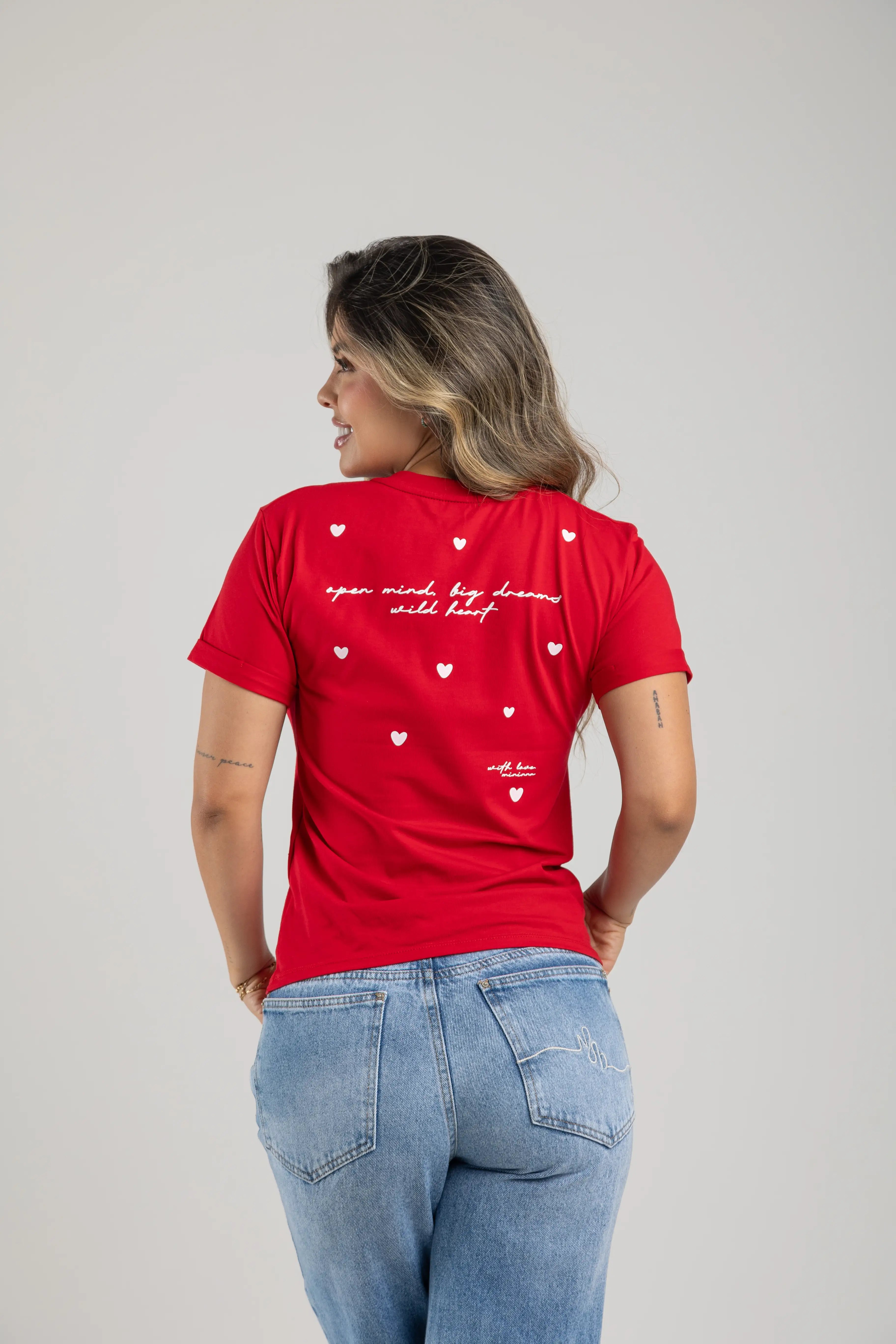 CAMISETA CORAZONES