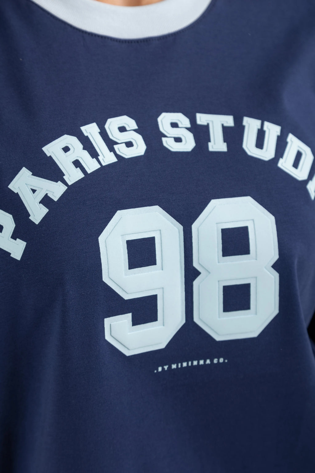 OVERSIZED PARIS STUDIO