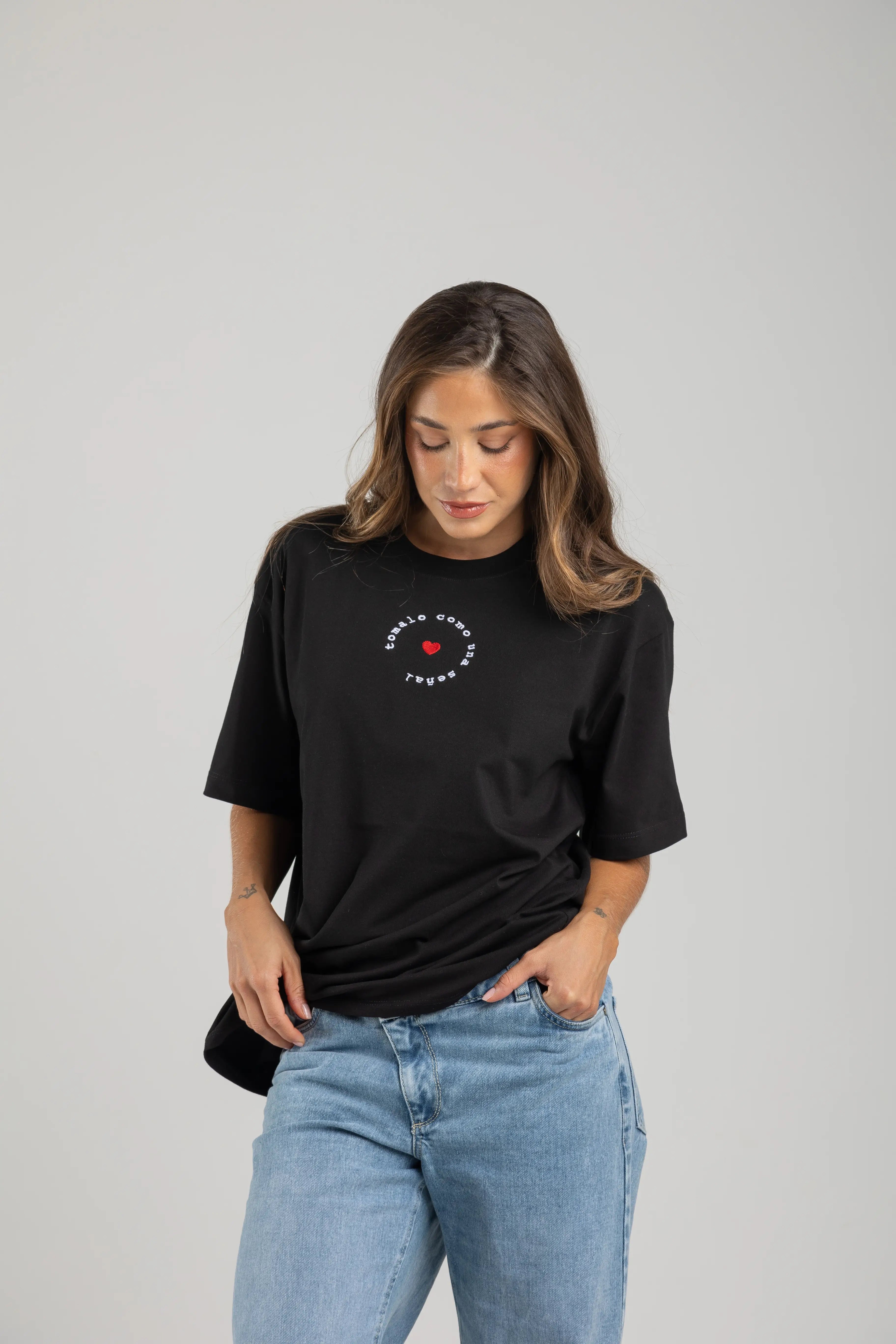 OVERSIZED TOMALO COMO UNA SEÑAL