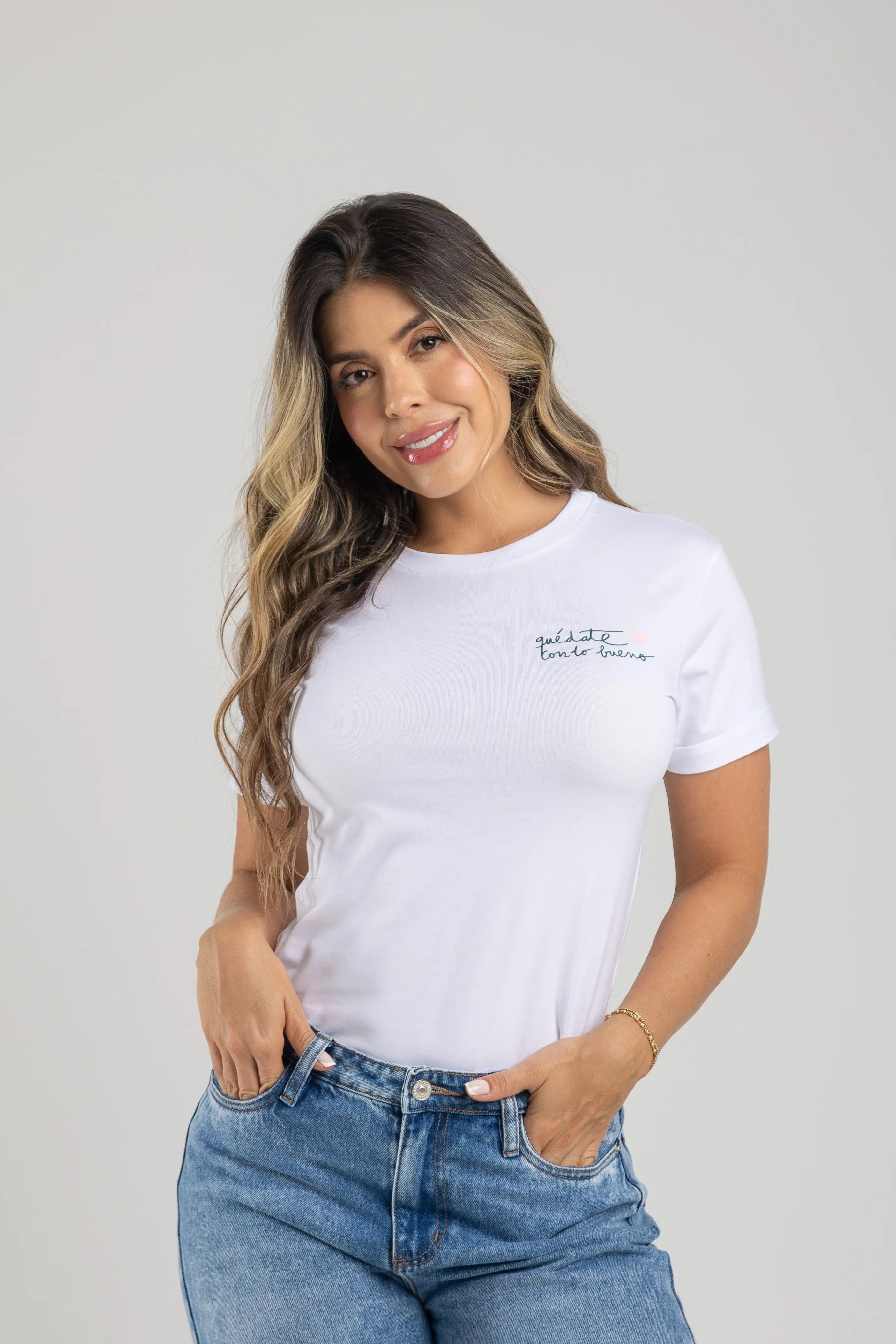 CAMISETA QUÉDATE CON LO BUENO