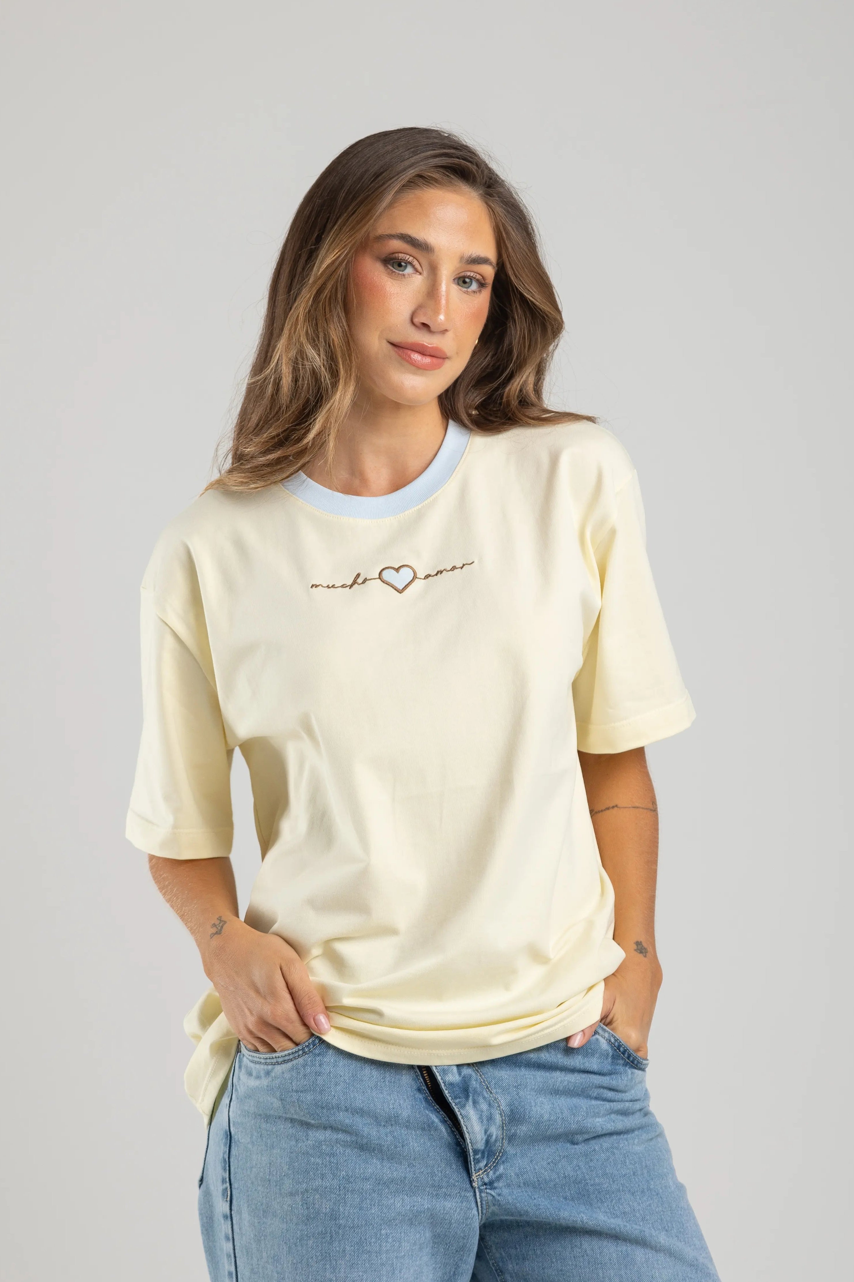 OVERSIZED MUCHO AMOR