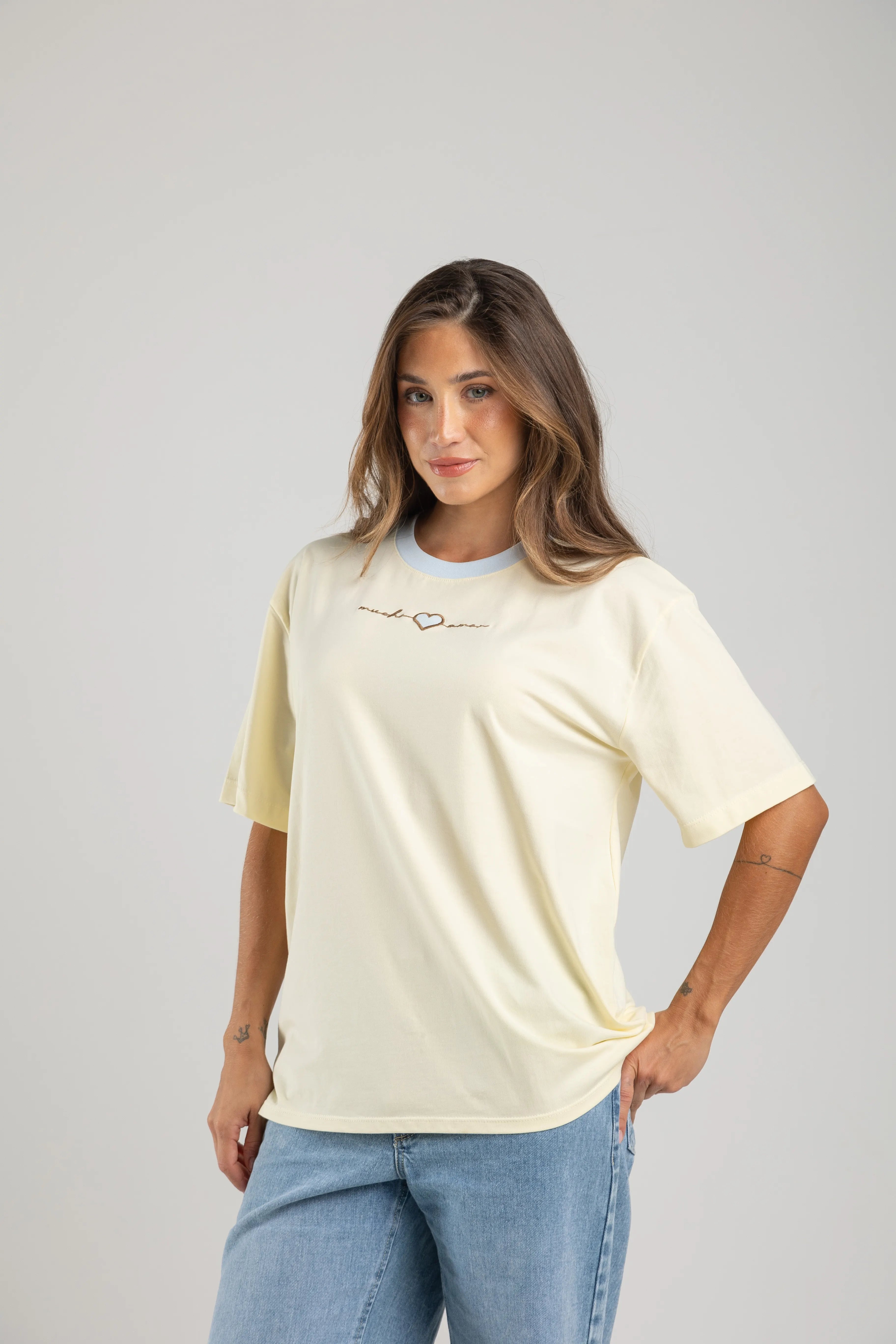 OVERSIZED MUCHO AMOR