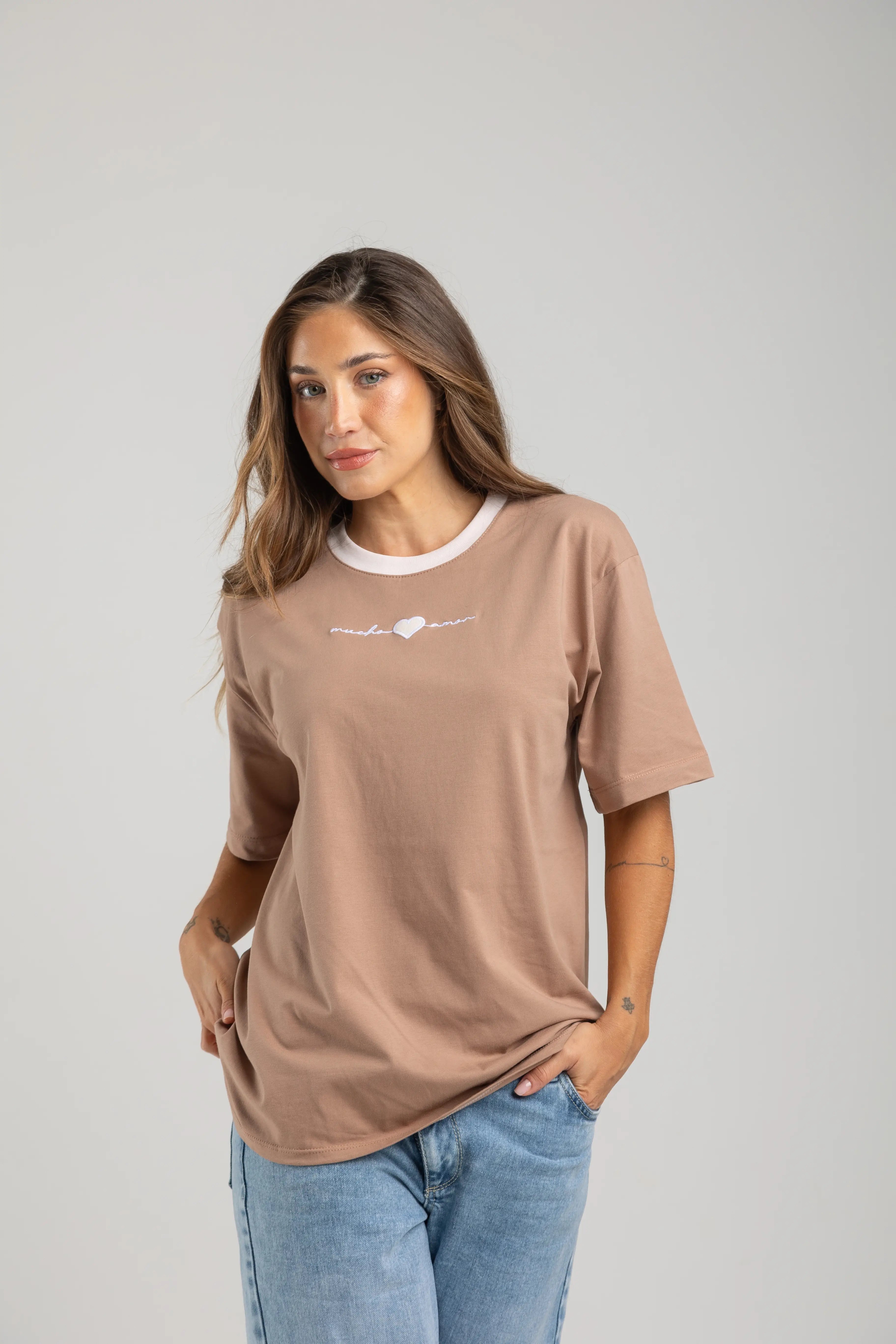 OVERSIZED MUCHO AMOR
