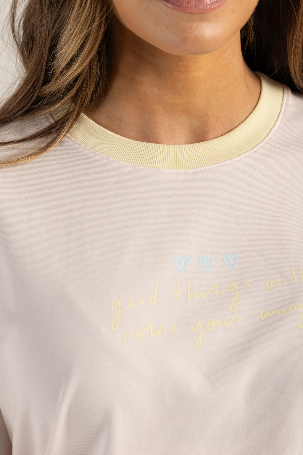 OVERSIZED CUELLO COMBINADO