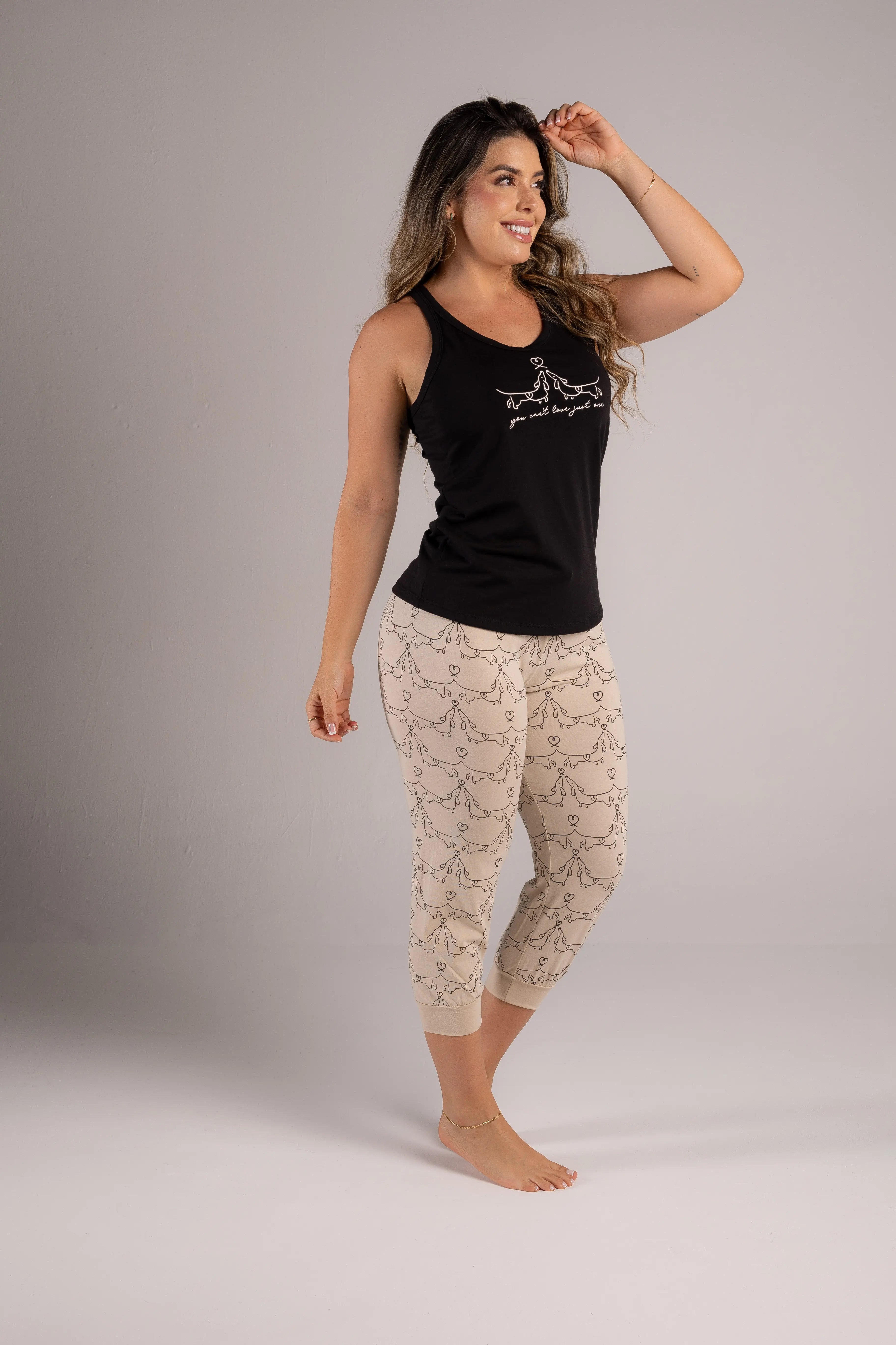 PIJAMA PERRO SALCHICHA