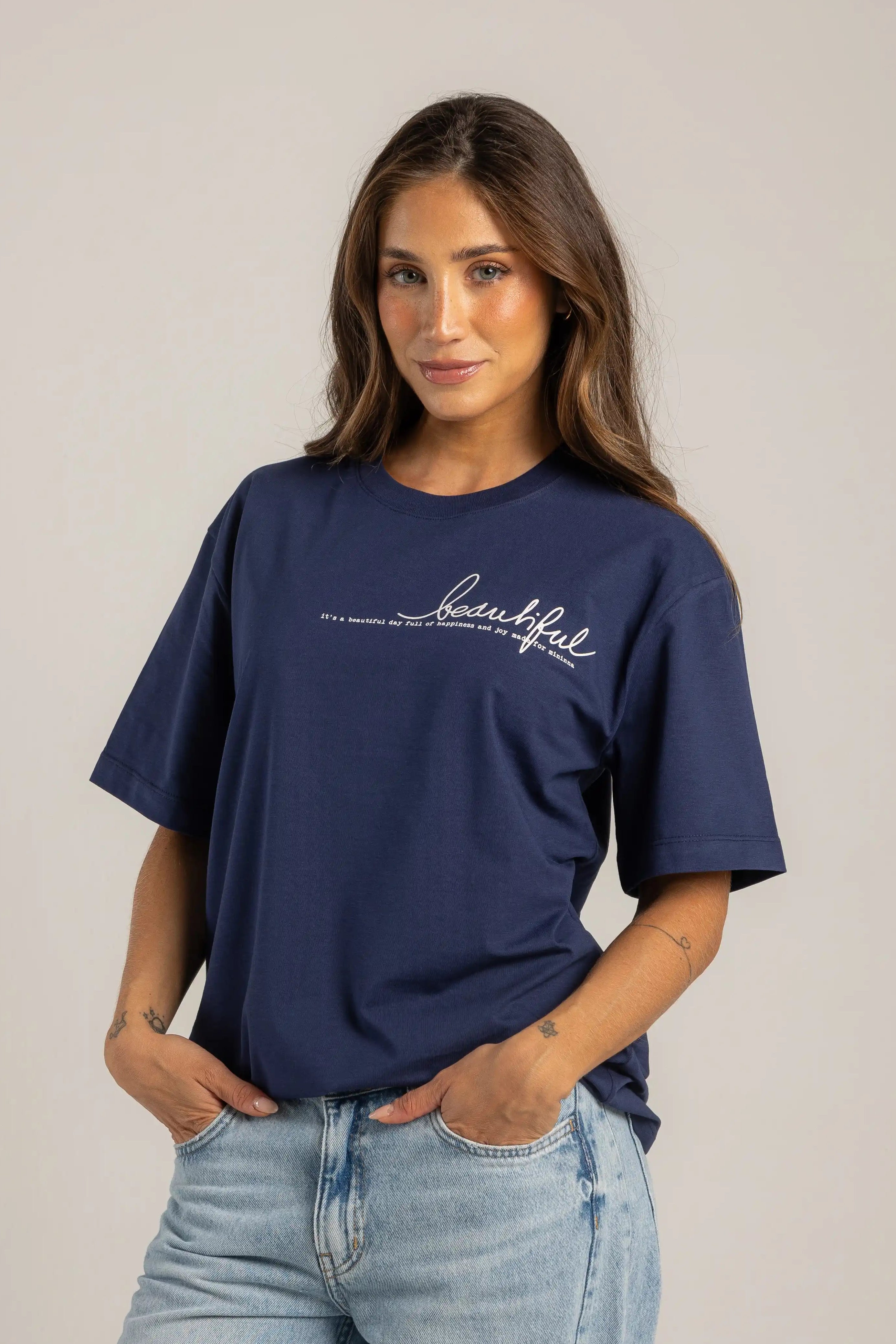 OVERSIZED BEAUTIFUL