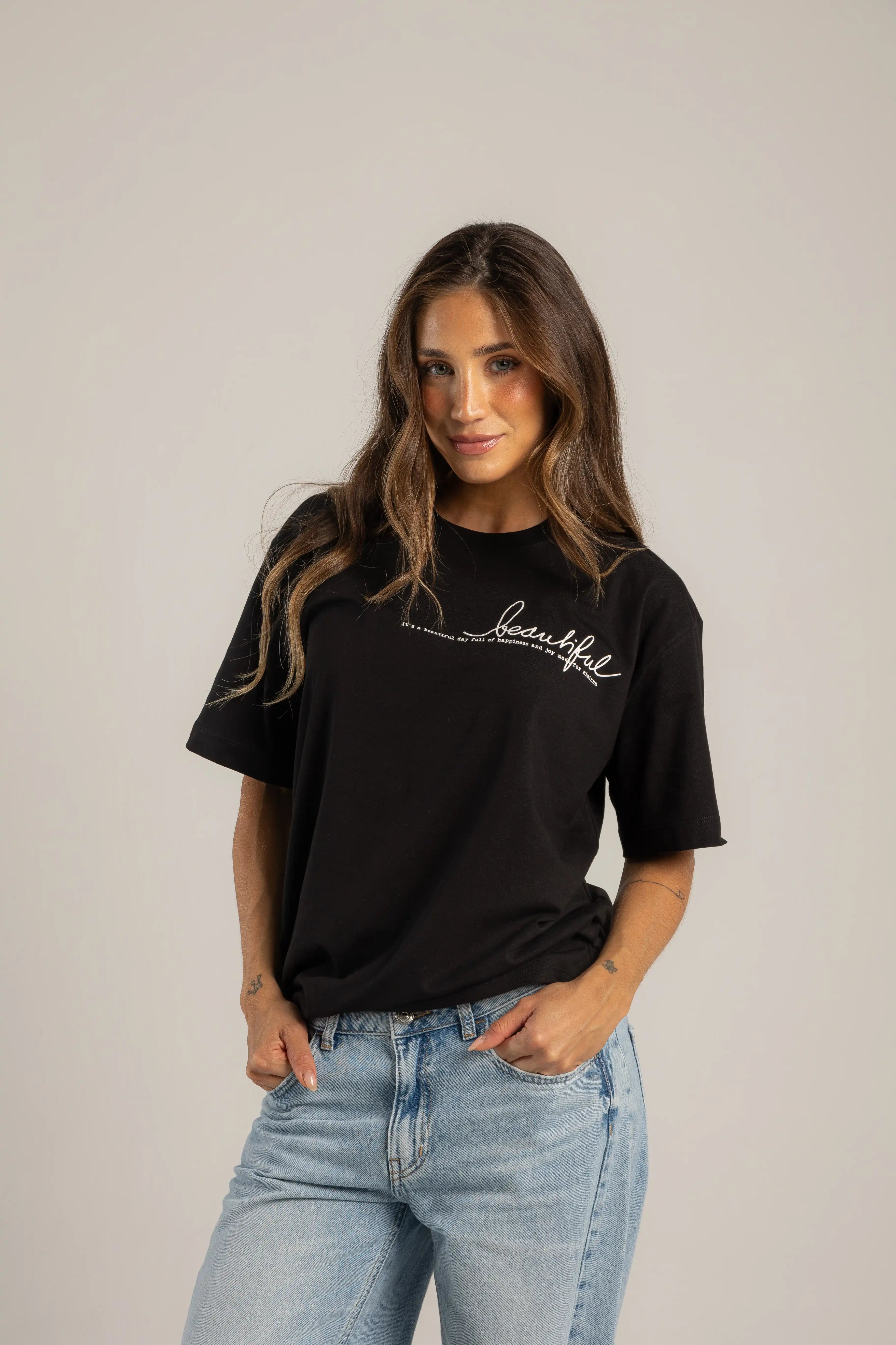 OVERSIZED BEAUTIFUL