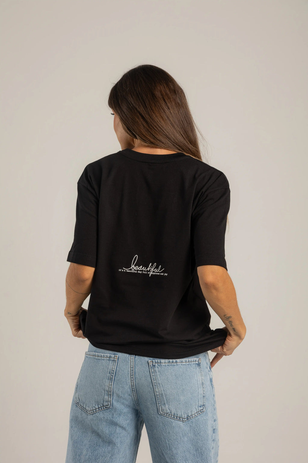 OVERSIZED BEAUTIFUL