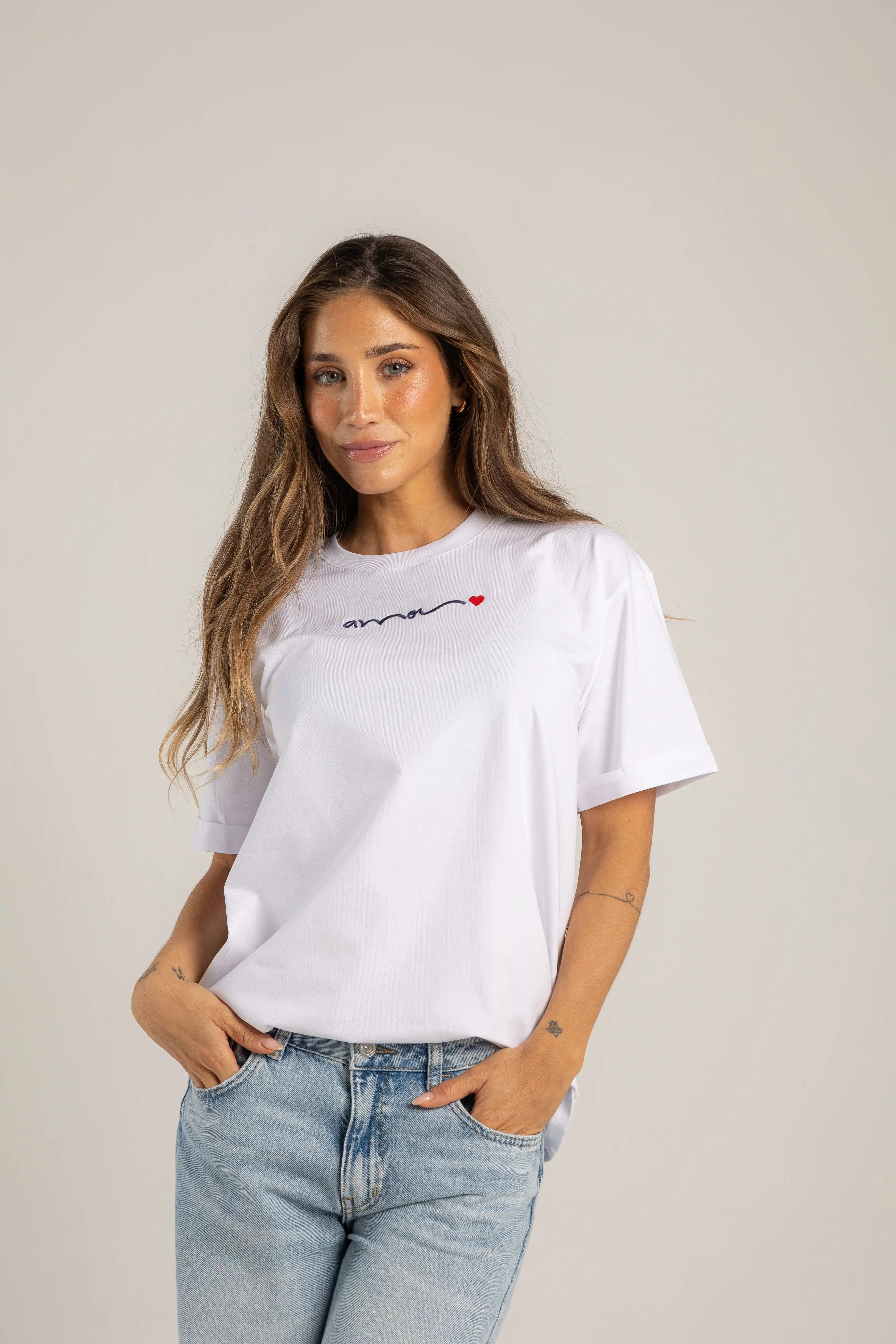 OVERSIZED BORDADA AMOR