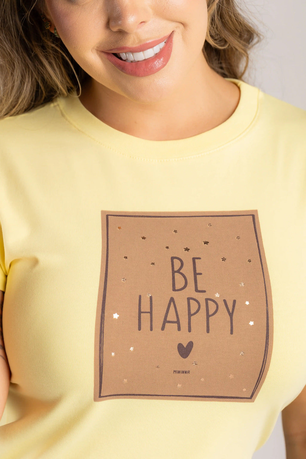 CAMISETA BE HAPPY