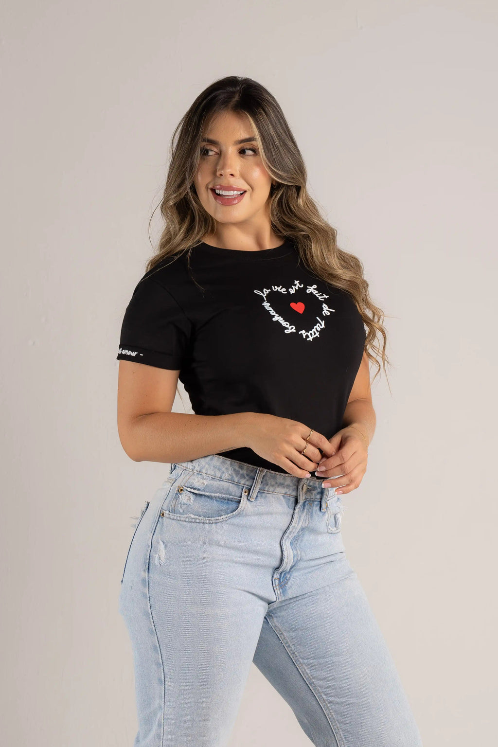 CAMISETA LA VIE EST AMOUR