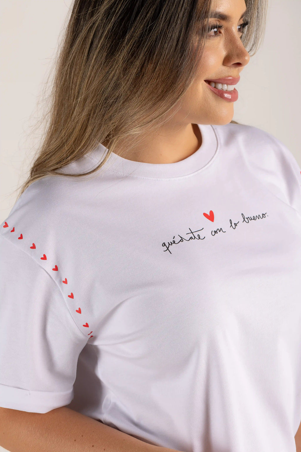 OVERSIZED QUEDATE CON LO BUENO