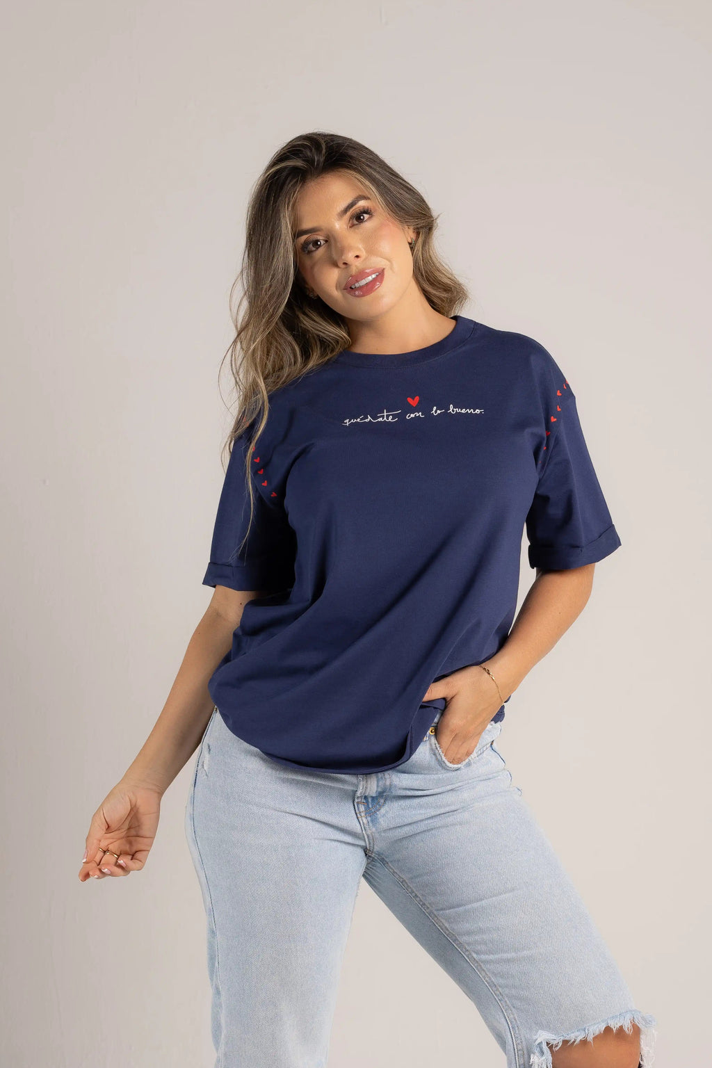 OVERSIZED QUEDATE CON LO BUENO