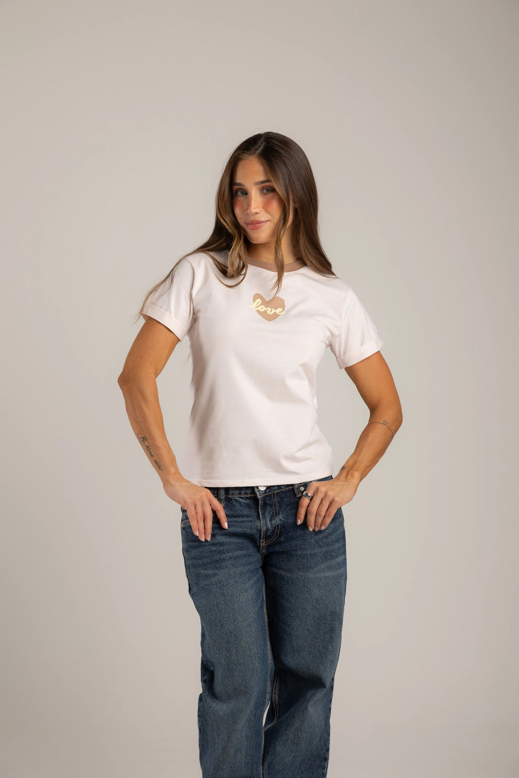 CAMISETA LOVE PASTELES