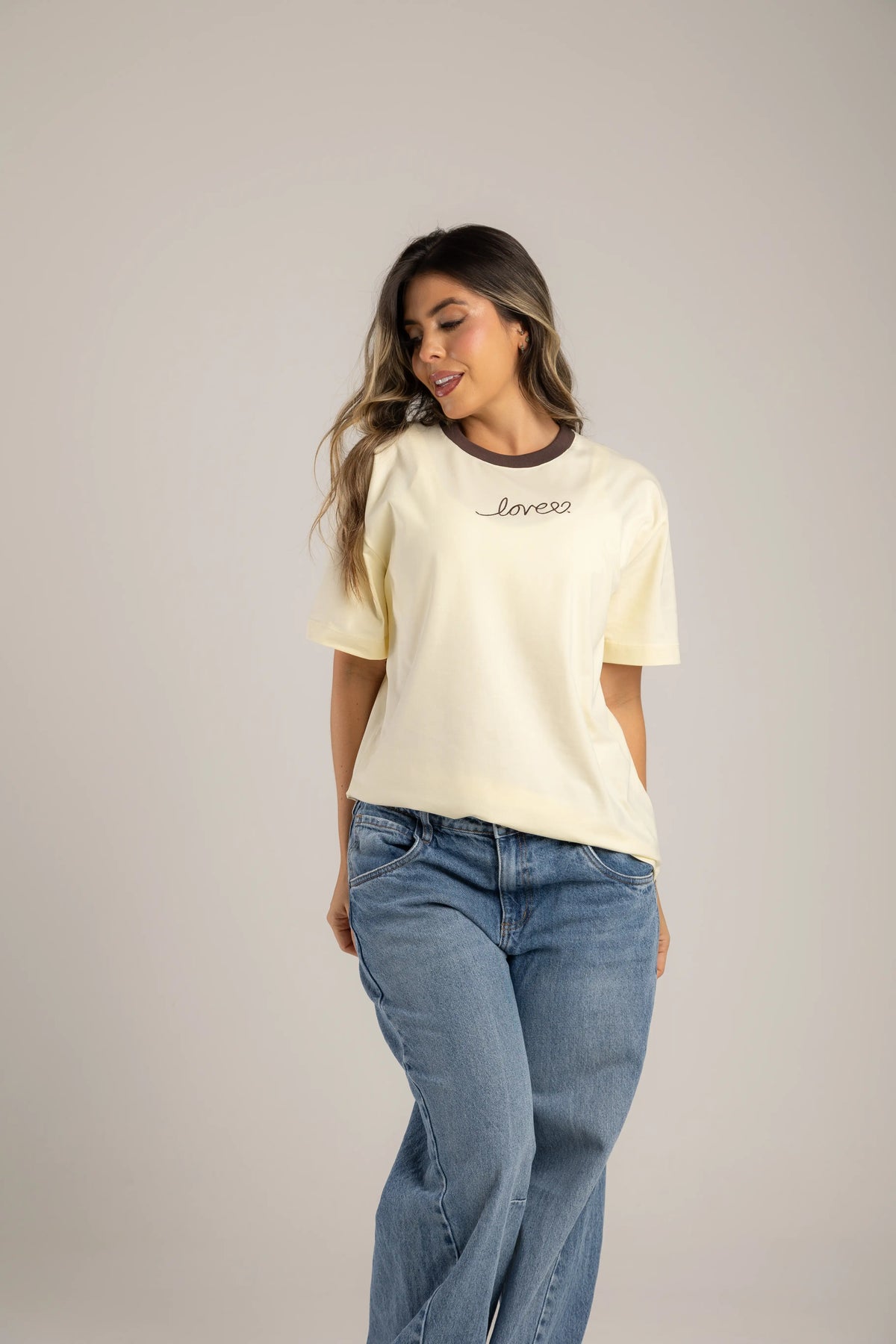 OVERSIZED LOVE BORDADA
