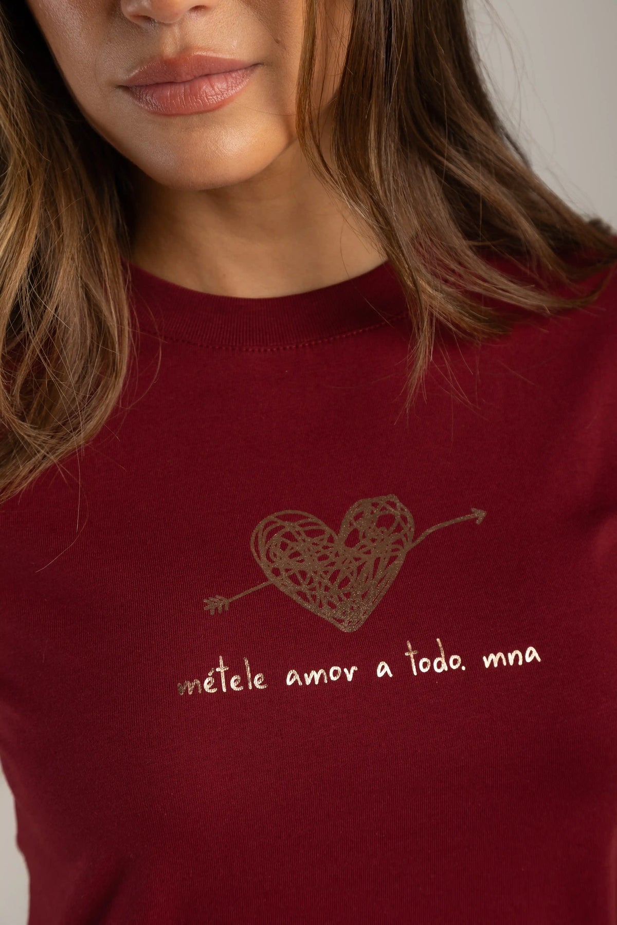 CAMISETA MÉTELE AMOR A TODO