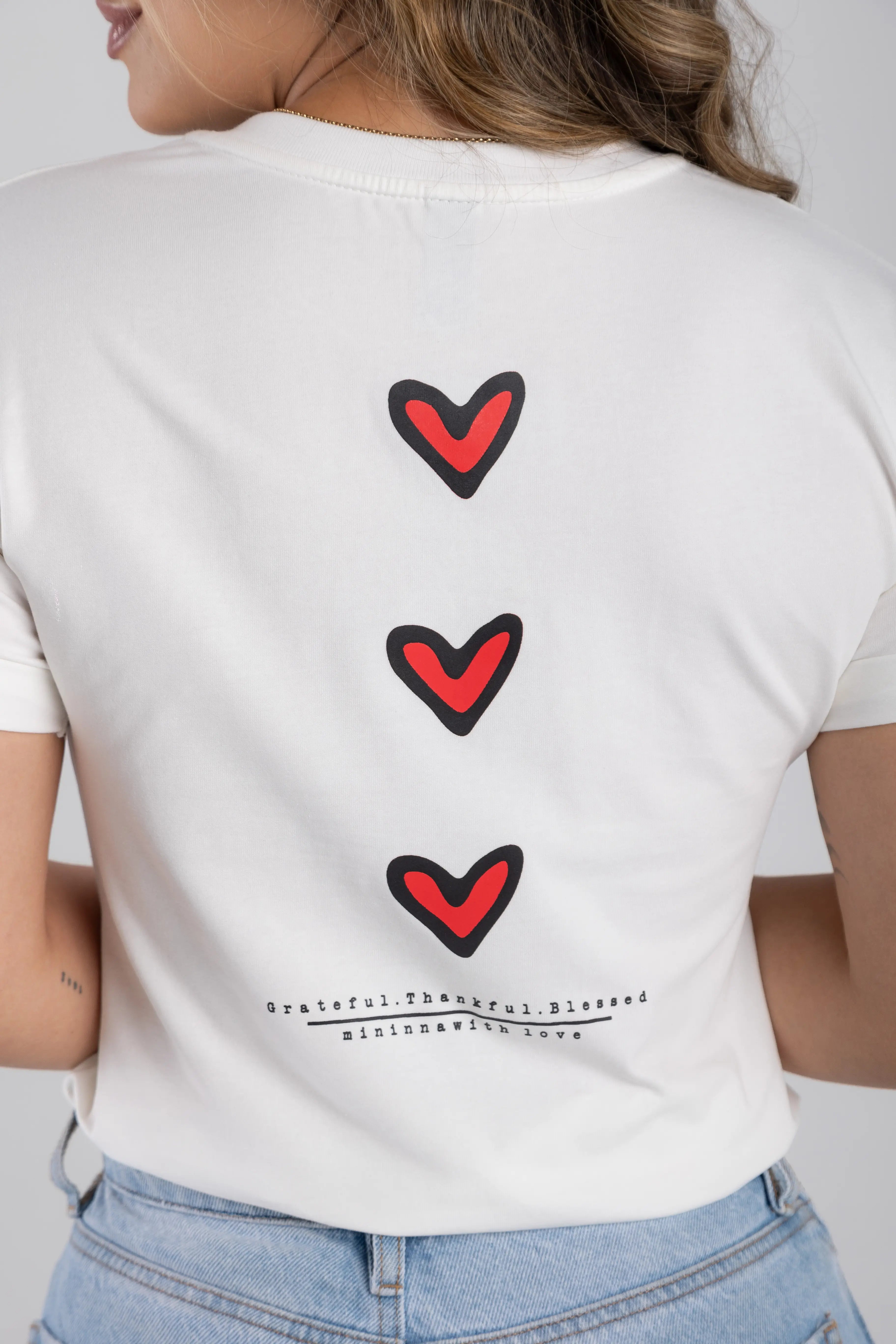 CAMISETA TRES CORAZONES